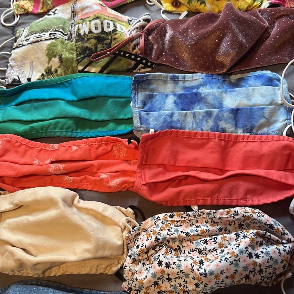 Bundle of 26 Women’s Face Masks Old Navy Hawaii Chicago Dog Paws Hollywood Print